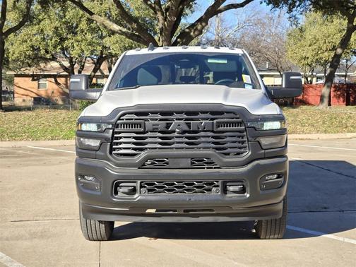 2026 RAM 2500 Tradesman Crew Cab 4x4 6'4' Box