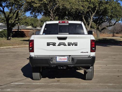 2026 RAM 2500 Tradesman Crew Cab 4x4 6'4' Box