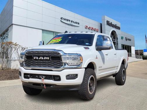 2024 RAM 2500 Limited Crew Cab 4x4 6'4' Box