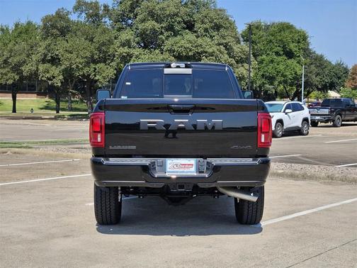2025 RAM 2500 Laramie Crew Cab 4x4 6'4' Box
