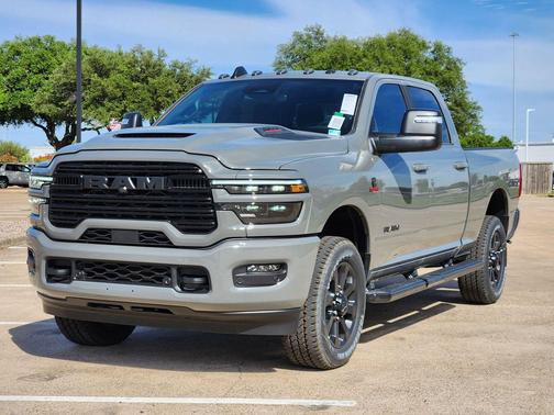 Ceramic Gray Clearcoat 2026 RAM 2500 Laramie Crew Cab 4x4 6'4' Box