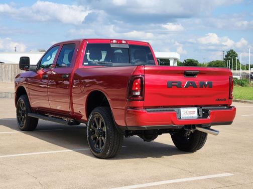 Molten Red Pearlcoat 2026 RAM 2500 Black Express Crew Cab 4x4 6'4' Box