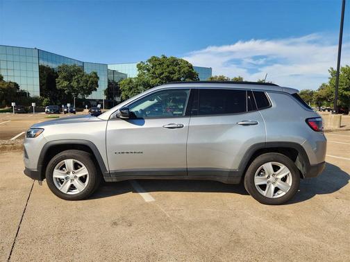 2022 Jeep Compass Latitude