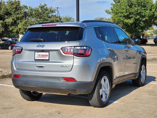 2022 Jeep Compass Latitude