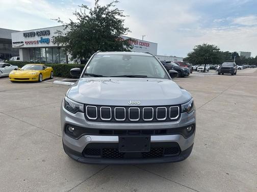 2022 Jeep Compass Latitude