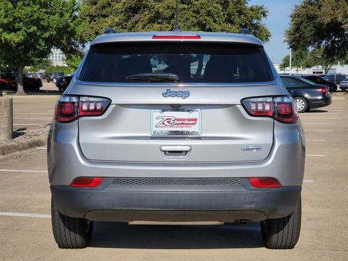 2022 Jeep Compass Latitude