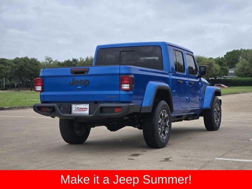 Hydro Blue Pearlcoat 2026 Jeep Gladiator Sahara 4x4
