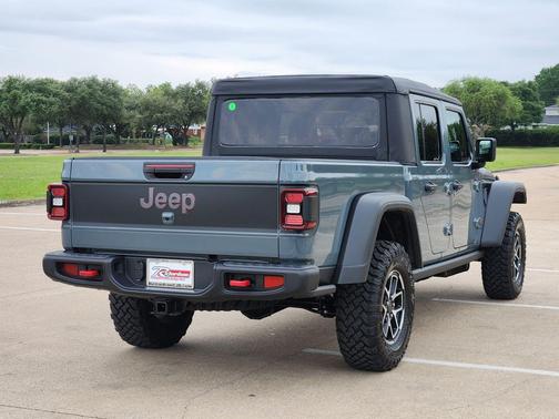 Anvil Clearcoat 2026 Jeep Gladiator Shadow Ops