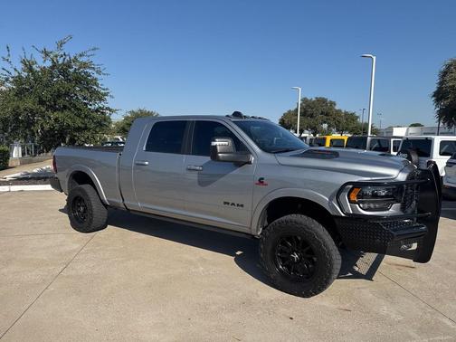 2024 RAM 3500 Limited Mega Cab 4x4 6'4' Box