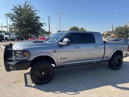 2024 RAM 3500 Limited Mega Cab 4x4 6'4' Box
