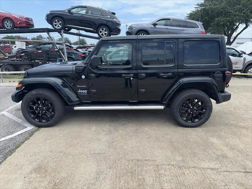2022 Jeep Wrangler Unlimited 4xe Sahara