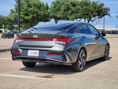 Amazon Gray 2024 Hyundai ELANTRA SEL