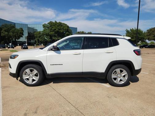 2022 Jeep Compass Latitude