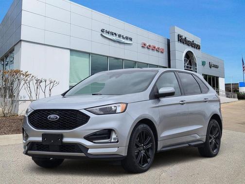 Iconic Silver 2021 Ford Edge SEL