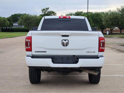 Bright White Clearcoat 2023 RAM 2500 Laramie Crew Cab 4x4 6'4' Box