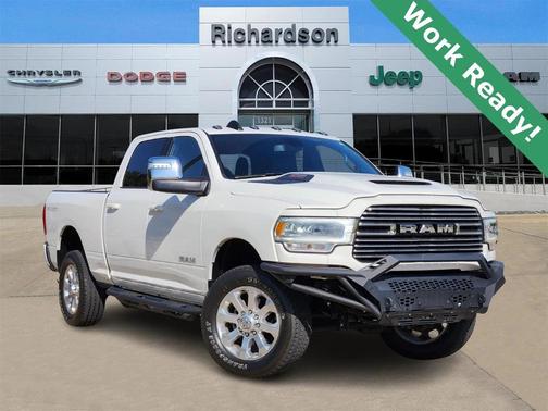 2024 RAM 2500 Laramie Crew Cab 4x4 6'4' Box