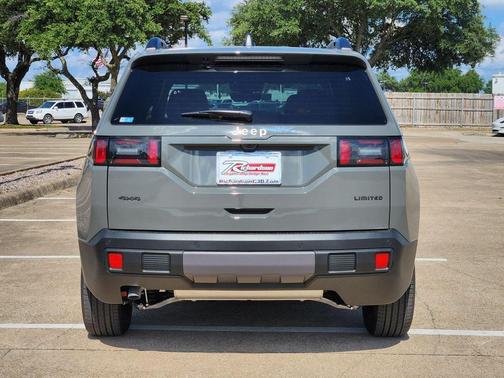Sting-Gray Clearcoat 2026 Jeep Cherokee Limited