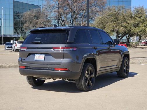 2025 Jeep Grand Cherokee Altitude