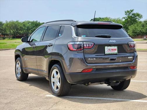 2023 Jeep Compass Latitude