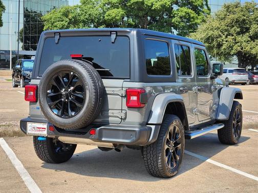 2022 Jeep Wrangler Unlimited 4xe Sahara