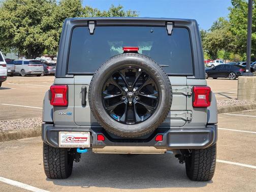 2022 Jeep Wrangler Unlimited 4xe Sahara