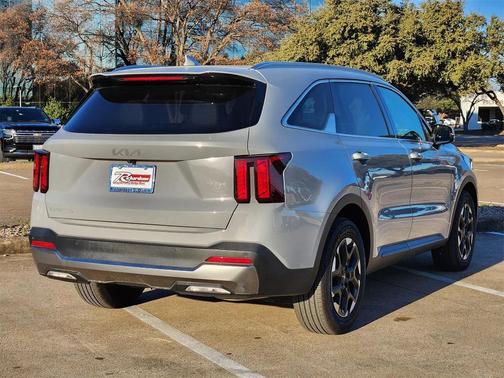2025 Kia Sorento S