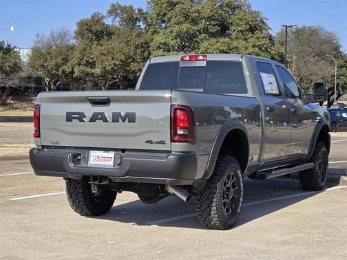 2026 RAM 2500 Tradesman Crew Cab 4x4 6'4' Box