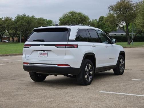 2022 Jeep Grand Cherokee 4xe Base