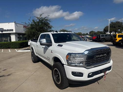 2024 RAM 2500 Limited Crew Cab 4x4 6'4' Box