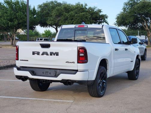 Bright White Clearcoat 2026 RAM 1500 Laramie