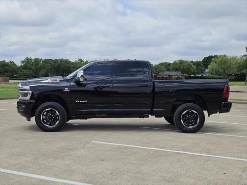 2025 RAM 2500 Laramie Crew Cab 4x4 6'4' Box
