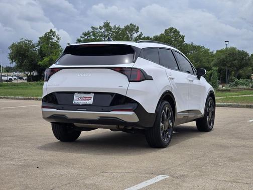 Glacial White Pearl 2026 Kia Sportage SX-Prestige