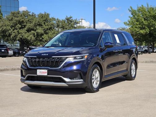 2024 Kia Carnival LX