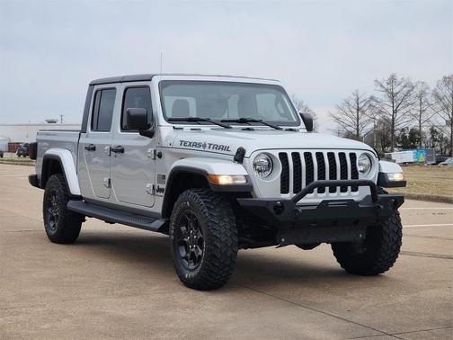 2023 Jeep Gladiator Sport