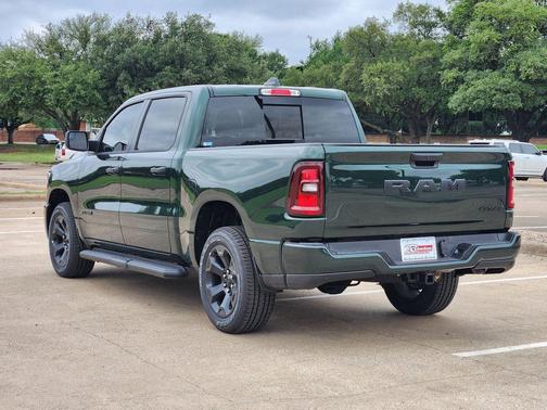 Serrano Green Metallic 2026 RAM 1500 Express