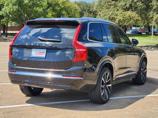 2024 Volvo XC90 B6 Plus Bright Theme 7-Seater