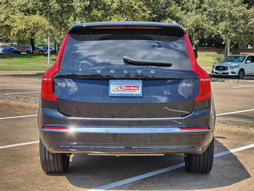 2024 Volvo XC90 B6 Plus Bright Theme 7-Seater