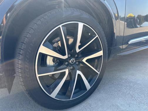 2024 Volvo XC90 B6 Plus Bright Theme 7-Seater
