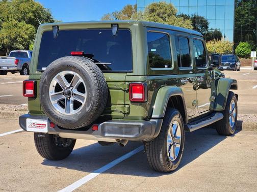Sarge Green Clearcoat 2022 Jeep Wrangler Unlimited Sahara