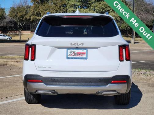 2025 Kia Sorento S