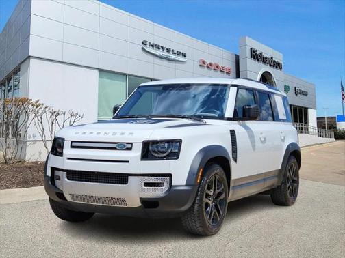 2020 Land Rover Defender 110 SE
