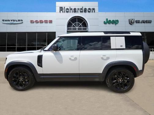2020 Land Rover Defender 110 SE