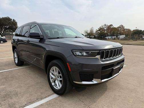 2022 Jeep Grand Cherokee L Laredo