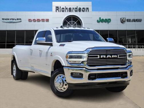 2022 RAM 3500 Laramie Crew Cab 4x4 8' Box