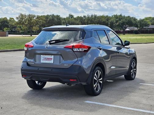 2020 Nissan Kicks SV