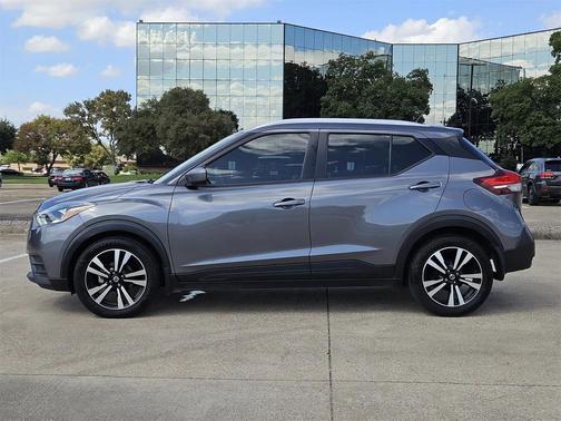 2020 Nissan Kicks SV