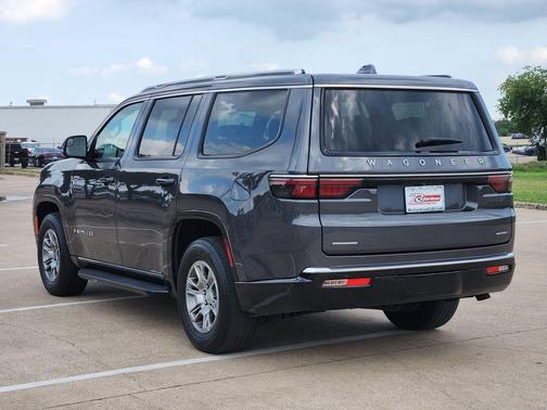 Baltic Gray Metallic Clearcoat 2022 Jeep Wagoneer Series I 4x4
