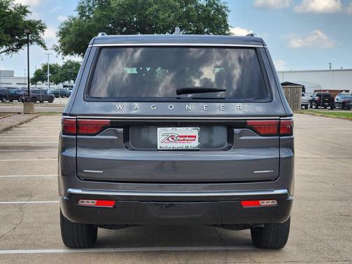 Baltic Gray Metallic Clearcoat 2022 Jeep Wagoneer Series I 4x4