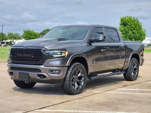 Granite Crystal Metallic Clearcoat 2023 RAM 1500 Limited