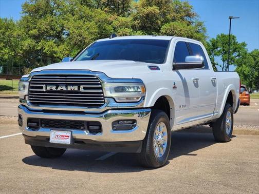 2022 RAM 2500 Laramie Crew Cab 4x4 6'4' Box